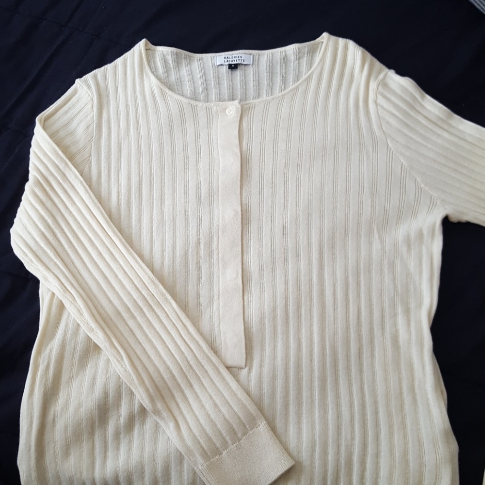 Beige knit top with pockets - Never worn